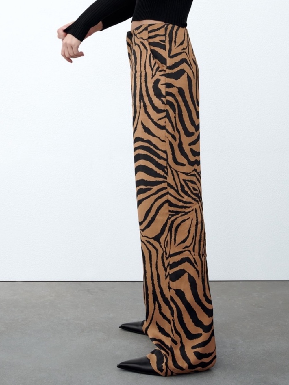 Zara High Waisted Sateen Animal Print Trousers S NWT - Picture 2 of 6